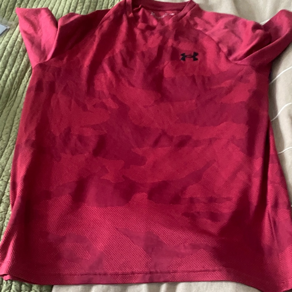 Men’s Under Armour Crimson Camouflage Tee